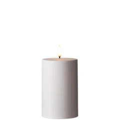 Uyuni 3" X 5" Or 7"Flat Top Moving Flame White Outdoor Pillar Battery Candle -Best Christmas Shop 4234505 45778.1686836809