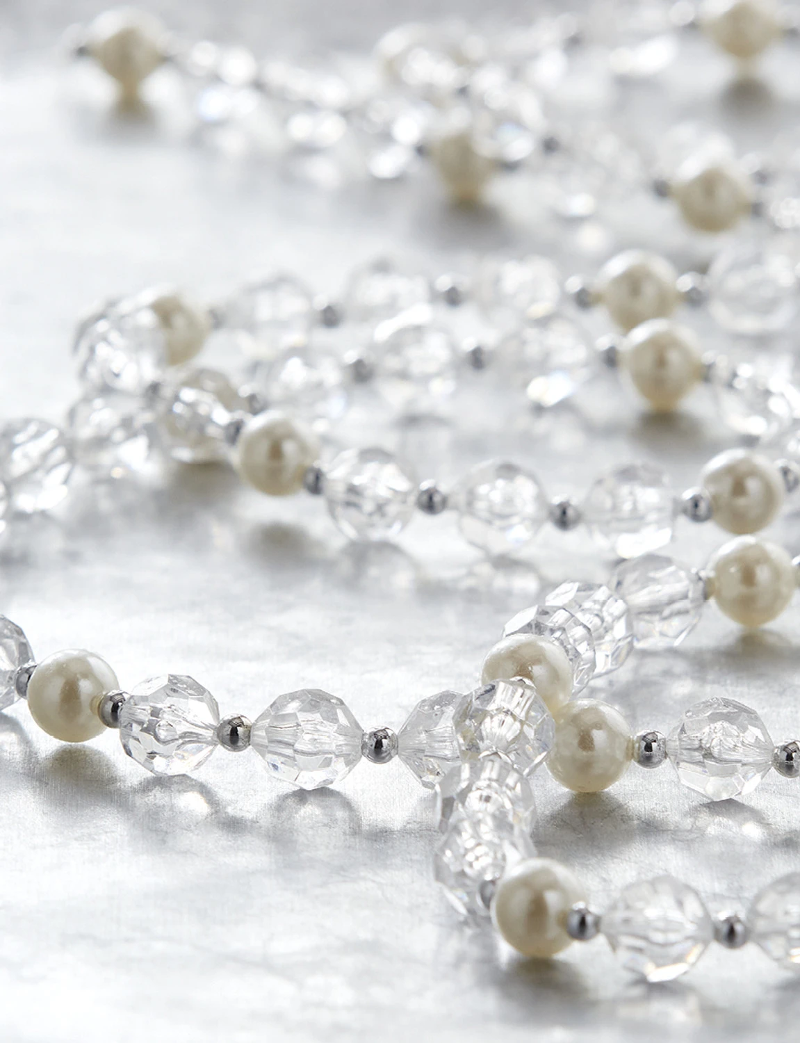 Raz 6' Crystal And Pearl Christmas Tree Garland G4216330 1 Raz 6' Crystal And Pearl Christmas Tree Garland G4216330