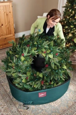 Treekeeper 36" Foam Lined Wreath Keeper With Removable Handle TK-10112 -Best Christmas Shop apil8chmj 75445.1646091862